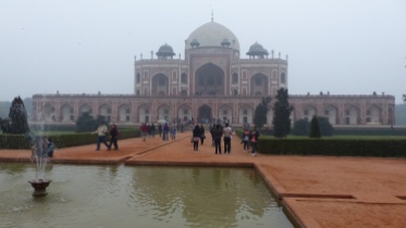 Le mausolée d'Hyumayun, très semblable au Taj Mahal